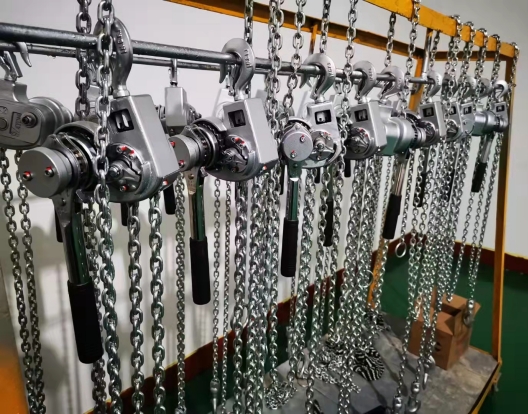 Aluminum alloy hand pull gourd 1.5 tons dual chain 