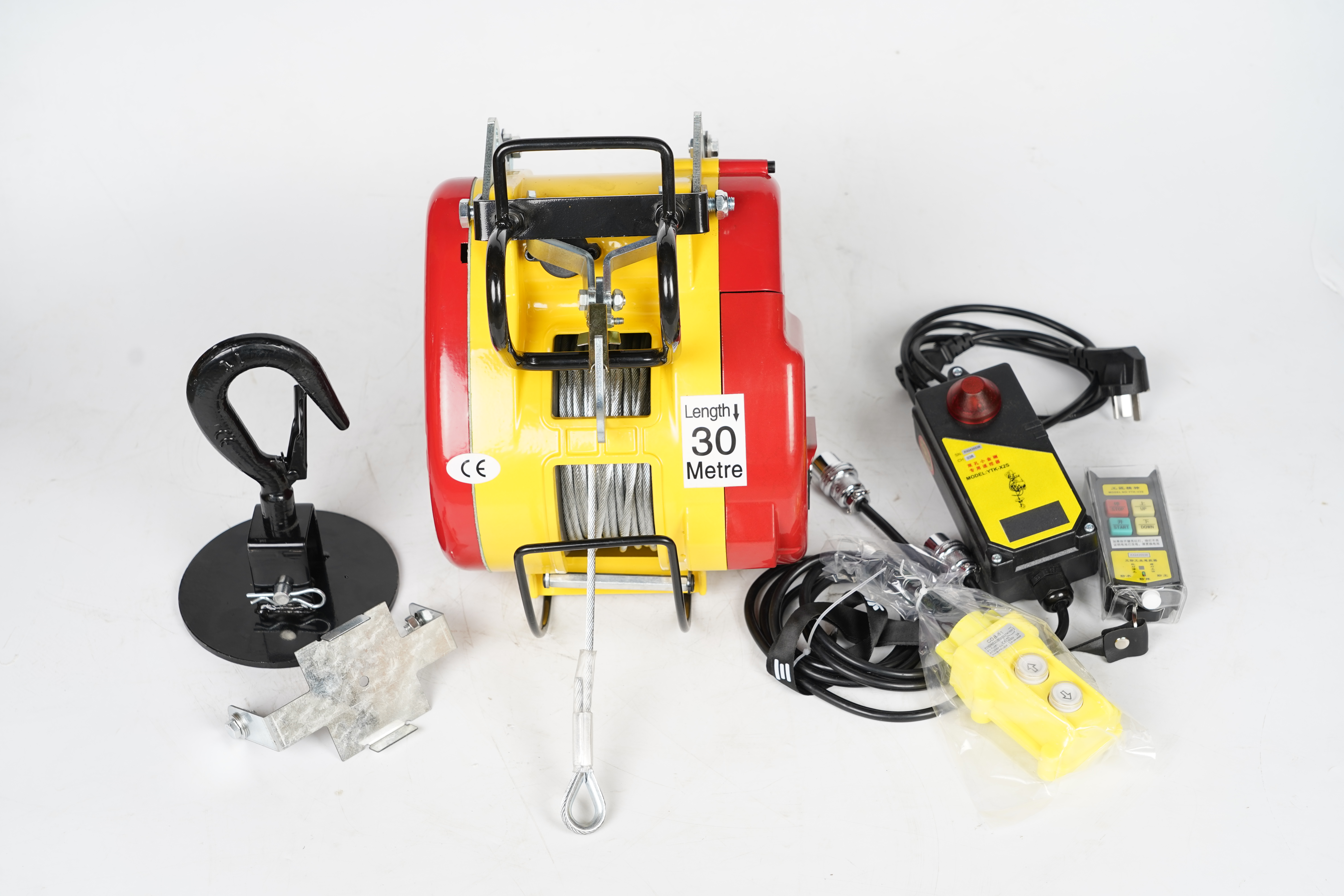 Speed regulating electric hoist is interval speed regulating. 