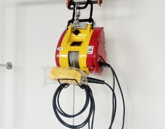 Selecting the Xiaojingang electric hoist 